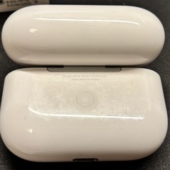 AirPods Pro 第1世代 ジャンク ノイズ ケース付き 修理用 部品取り用 箱ありの画像