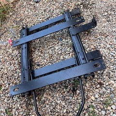 JURAN底止めシートレール R001SC1【ユーノスロードスター/ロードスターNA/NB 運転席側】の画像
