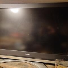 TOSHIBA 東芝 42型テレビの画像
