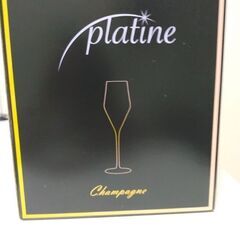 platine シャンパングラスの画像