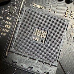 ASUS ROG CROSSHAIR VIII DARK HERO の画像