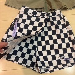 子供用　短パン　150センチの画像