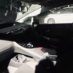 三代目プリウス（赤）の画像