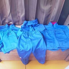 大里小学校 1・2年生の体育服の画像