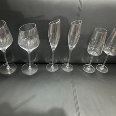 食器の画像