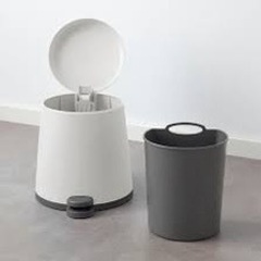 IKEA スネップ ゴミ箱 ペダル式 廃盤品の画像