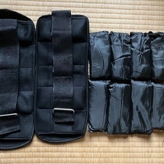 アンクルウエイト 重さ調節可能