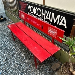 コカコーラの長いすの画像