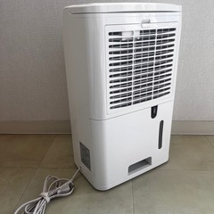 【引き取り限定】Versos コンプレッサー式除湿機の画像