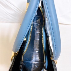 新品❤️ハンドバッグ✨軽量　お洒落 ショルダーバッグ 2way ブルー　ハートの画像