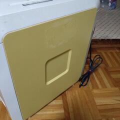 （お譲り先決定）アイリスオーヤマ　家庭用シュレッダーの画像