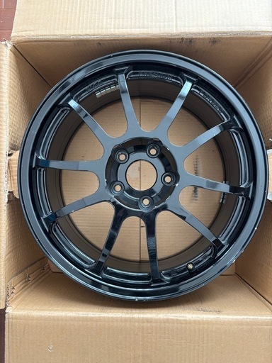 鍛造軽量7.5㎏　４本　17X8.0J+37    値下149,999円→95,000円→89,800円→85,000円→期間限定　80,000→更に期間限定値下げ72,500円  　PIAA PREMIUM FORGED