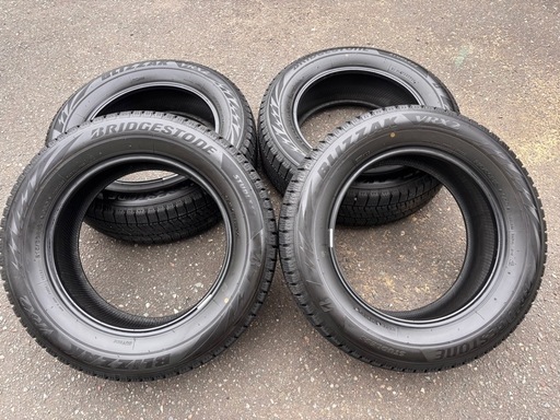 バリ山　BRIDGESTONE ブリザックVRX2 215/60R16 4本