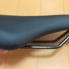 【新品未使用】サドルの画像