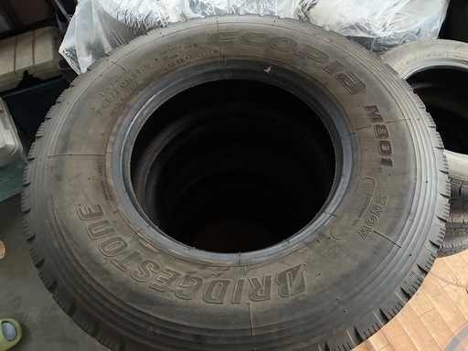 245/80R17,5トラックタイヤ（値下げいたします！12本分！ 50000→30000！）
