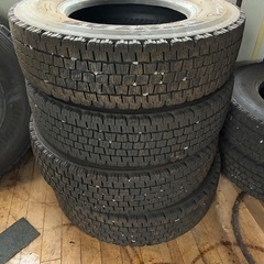 245/80R17,5トラックタイヤ（値下げいたします！12本分！ 50000→30000！）
の画像