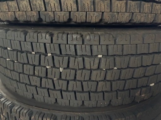245/80R17,5トラックタイヤ（値下げいたします！12本分！ 50000→30000！）
