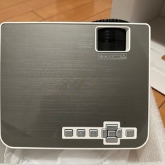 ミニLCDビデオプロジェクターQ6の画像