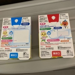 アンパンマンムヒのキズテープ防水タイプ　普通と大判サイズの2種の画像