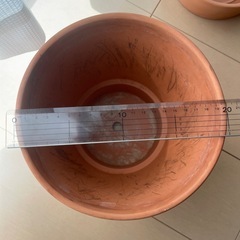 IKEAテラコッタ鉢　皿付き　
内径19cm 15cm 2つ　の画像