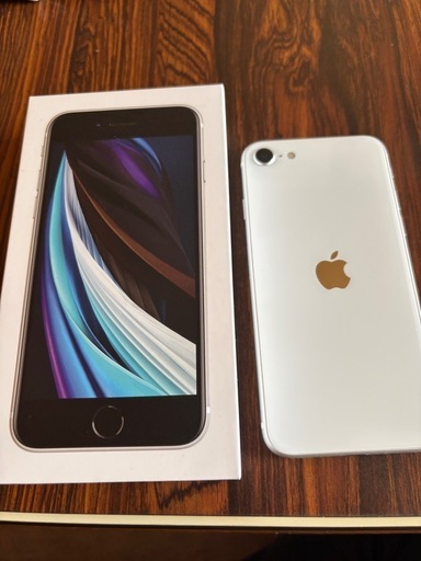 iPhone SE2  64GB ホワイト超美品　使用少なめ