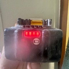 マキタ18Vバッテリー2個充電器セットの画像