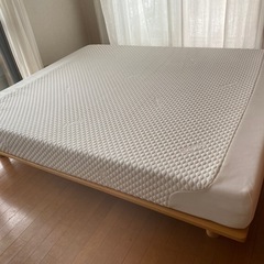テンピュールクィーンベッド30万円の品⭐︎