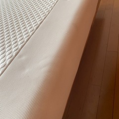 テンピュールクィーンベッド30万円の品⭐︎の画像