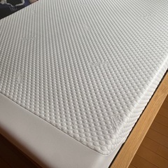 テンピュールクィーンベッド30万円の品⭐︎の画像
