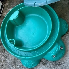 カメさん　プール　砂場の画像
