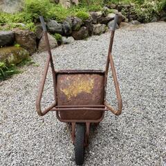 一輪車（深型ネコ）の画像