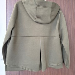 女子服の画像