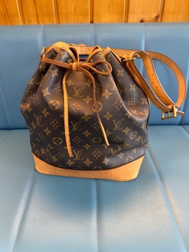 ルイヴィトン ノエ M42224 モノグラム 巾着型 ショルダーバッグ