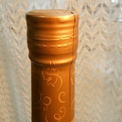 ポーランド　フルーツ　ワイン　赤スグリ　750mL 13.5%　ワイルド・ヴァイン　ピーチ　シャルドネ　750mL 8% 甘口　ワインの画像