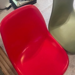 一つ500円イームズプロダクトチェア張り替え用の画像