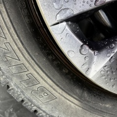 スタッドレスタイヤ　ブリザック　175/65R14の画像