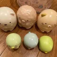 すみっこぐらし仲間たち
の画像