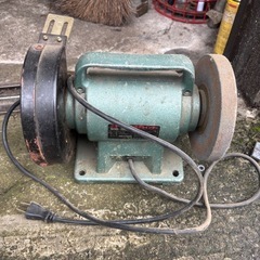 色々な工具あります（ミキサーや電動工具あり）の画像