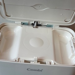 combiおしり拭きウォーマーの画像