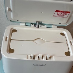 combiおしり拭きウォーマーの画像