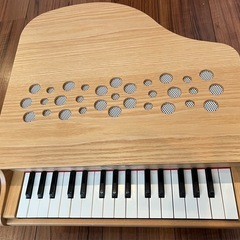 カワイ ミニピアノ ナチュラルの画像