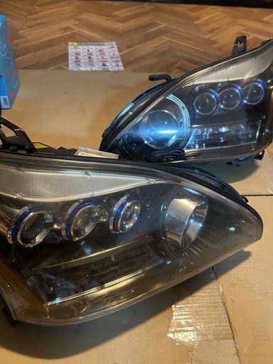 30ハリアー　ヘッドライト