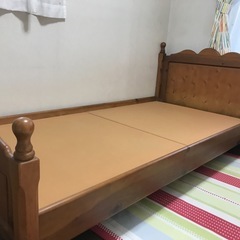無料🙏カリモク家具シングルベッド（型プロバンス）の画像