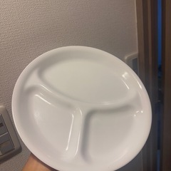 ニトリ皿の画像