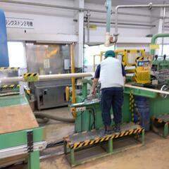 【製造オペレーター募集】機械操作メインで難しい作業ナシ／男女スタッフ活躍中／ワークライフバランス重視＿中越パッケージ株式会社　砺波工場の画像