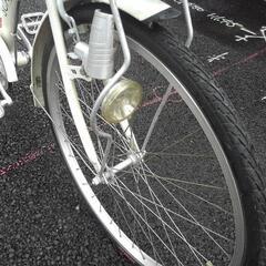 中古子供自転車３６４０　２４インチ　６段ギヤ　ダイナモライト　 身長１３７㎝前後の画像