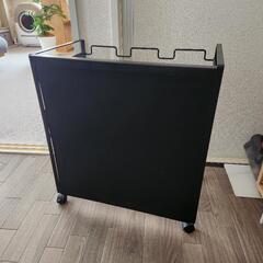 目隠しダストワゴン