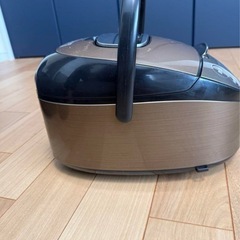 タイガー　IH炊飯ジャー　JKT-M100