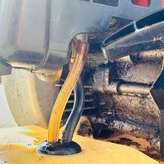 草刈り機 エンジン 刈り払い 庭 の画像