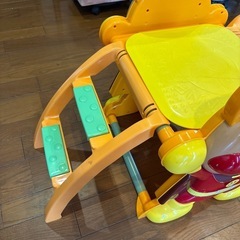 アンパンマン滑り台の画像